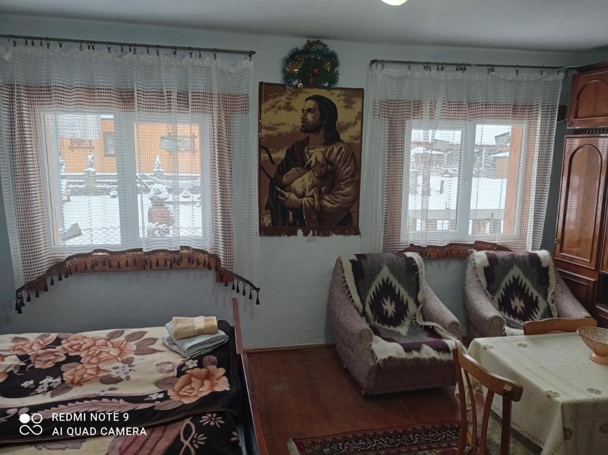 Садиба Брусний Mykulytschyn Exterior foto