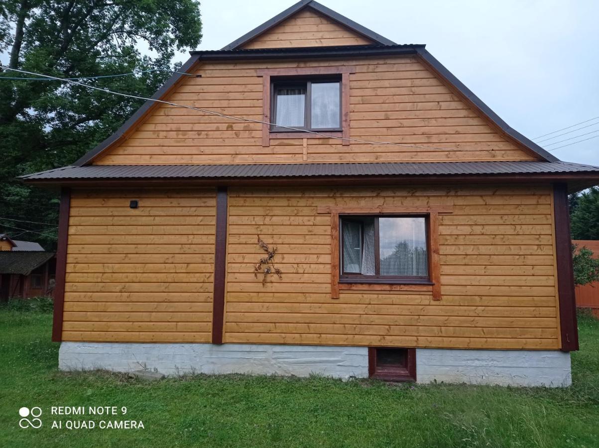 Садиба Брусний Mykulytschyn Exterior foto